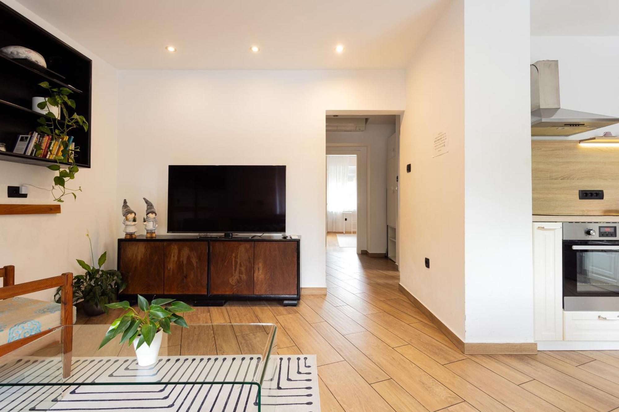 Large Two Bedroom Family App - Free Parking Ljubljana Dış mekan fotoğraf